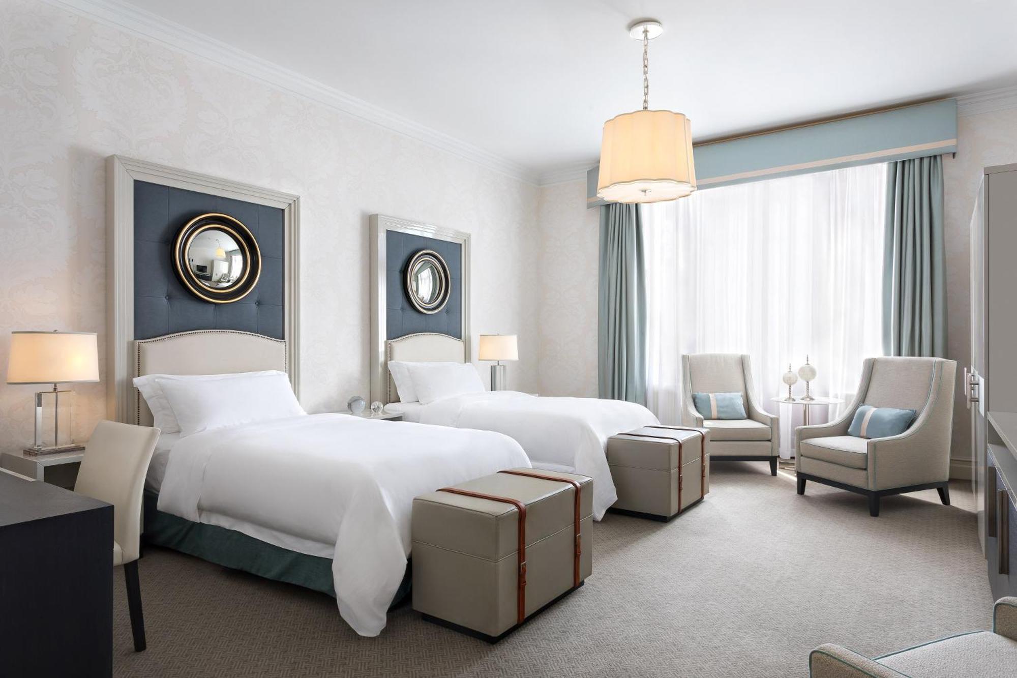 فندق لو ميريديان بريستول وارسو المظهر الخارجي الصورة A guest room at The Carlyle