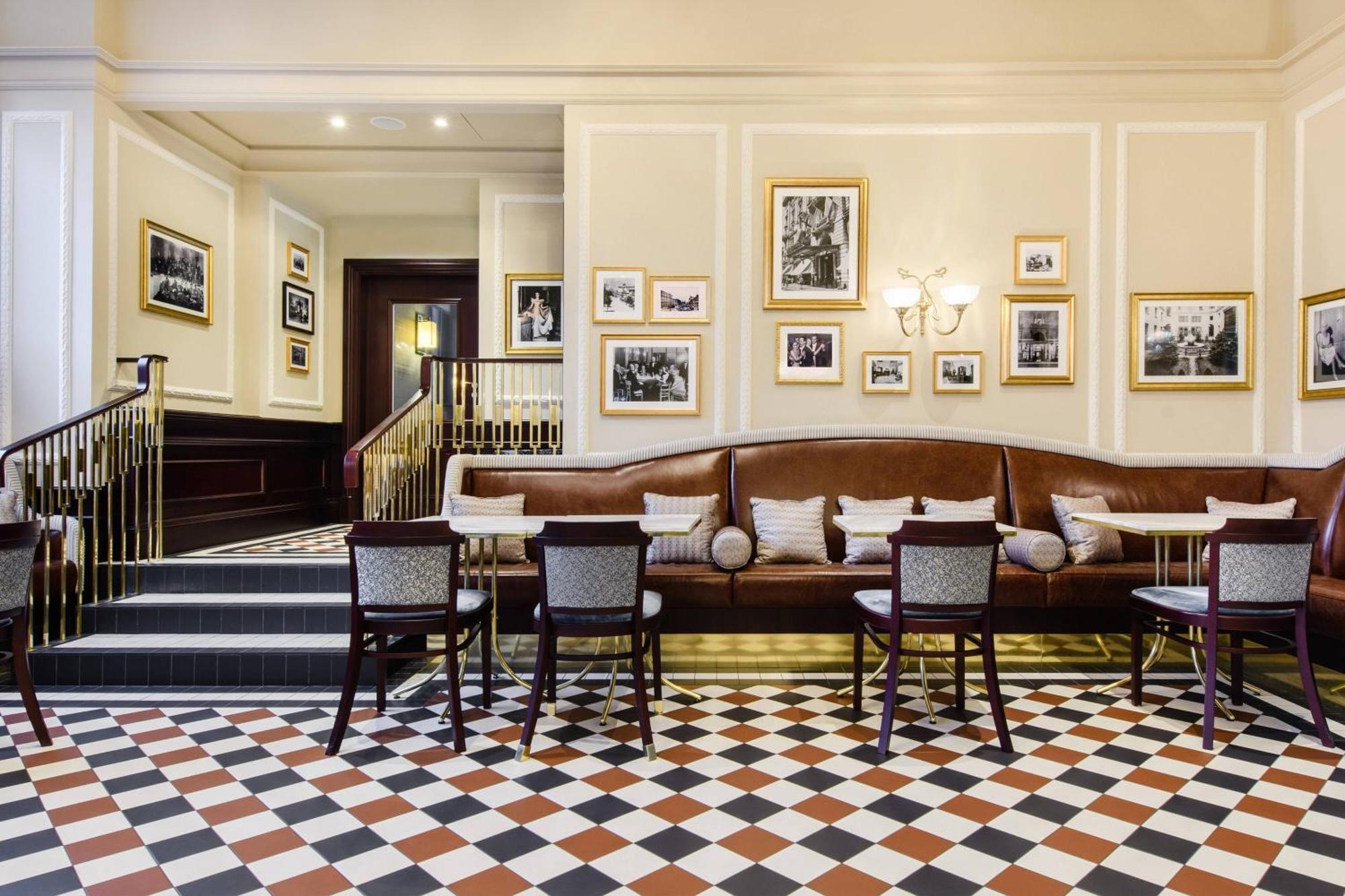 فندق لو ميريديان بريستول وارسو المظهر الخارجي الصورة The hotel's lobby