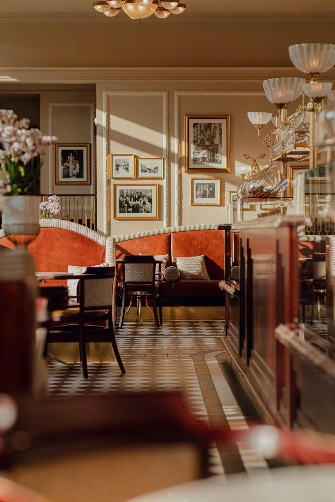 فندق لو ميريديان بريستول وارسو المظهر الخارجي الصورة Interior of the restaurant